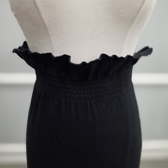Sammy B Chic Black Ruffled Mini Skirt - Picture 2 of 5
